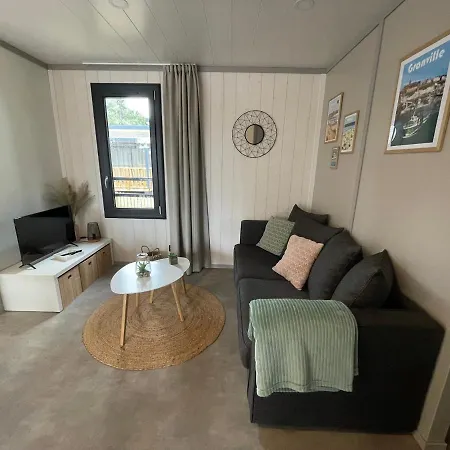 Chalet Jullouville, 3 Pieces, 4 Personnes - Fr-1-361-505 Chalet Jullouville